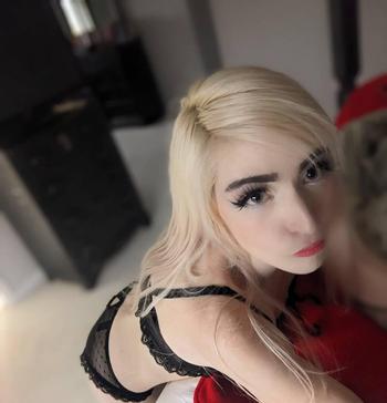 MIA, 24 Caucasian/White female escort, Owen Sound