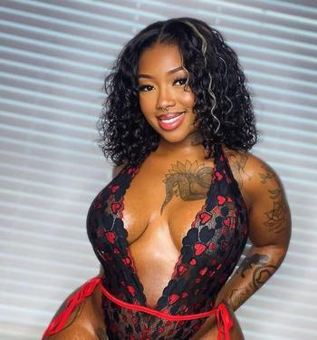 Coco, 20 Black female escort, Owen Sound